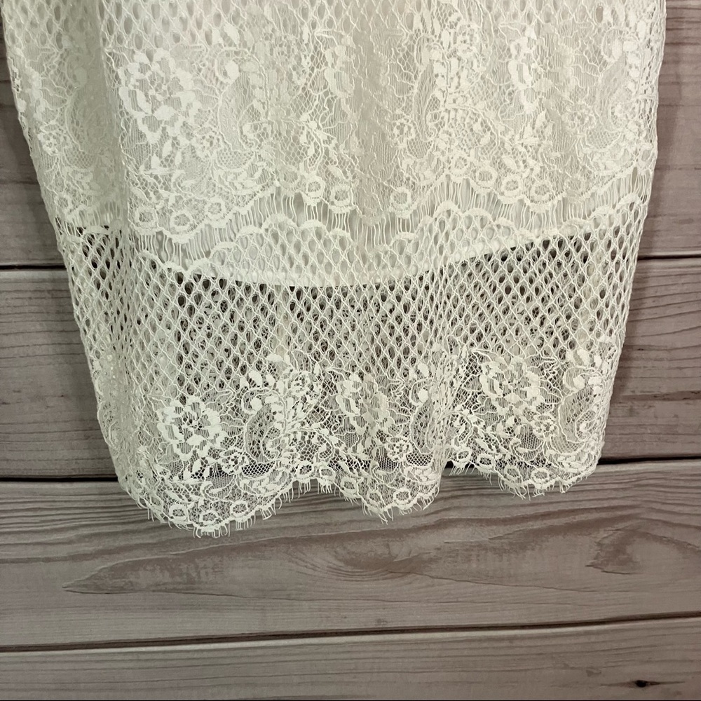 STYLE Stalker Elliot Bodycon Lace Midi Dress - Picture 8 of 14